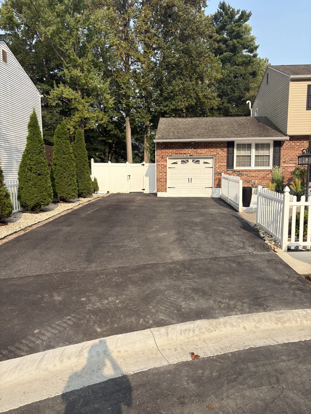 Sealcoating services by Campos Mora Construction